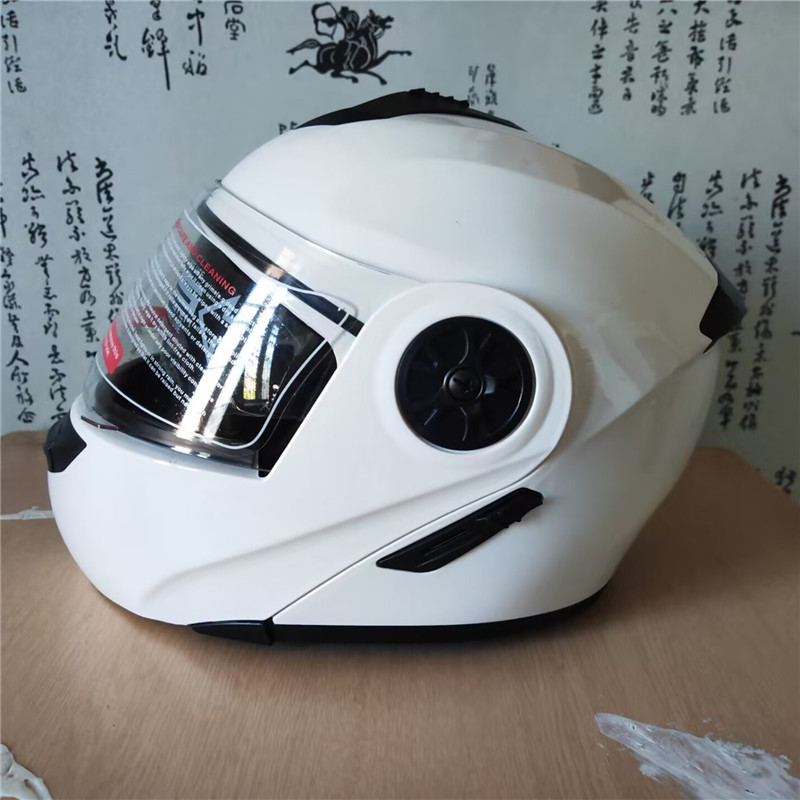 フリップアップ式バイク用モジュラーヘルメット、内蔵サンバイザ - Motorcycle Helmet Inner Sun Visor Lens のレビューと価格