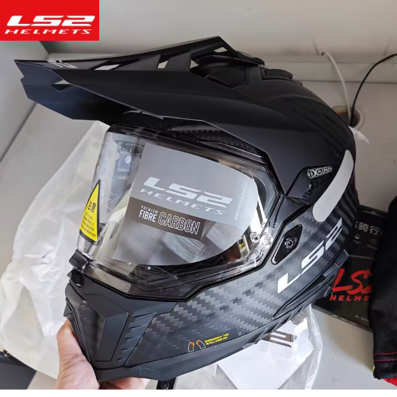 LS2 MX701 カーボンファイバー軽量フルフェイスオート - Carbon Fiber Lightweight Motorcycle Helmet のレビューと価格